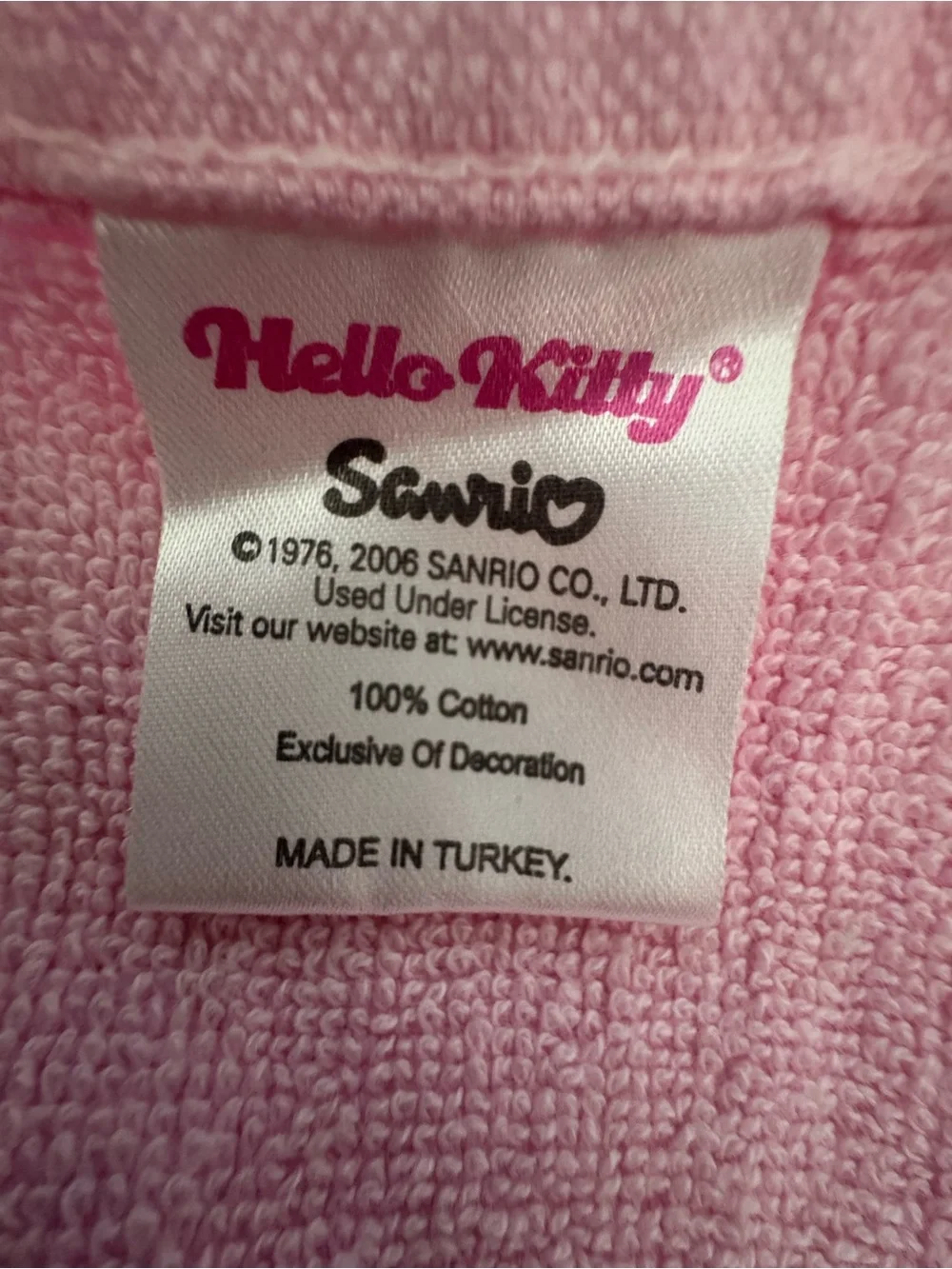 Hello Kitty soft pink